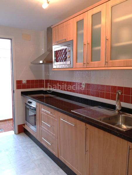Foto fa7566a0-5958-4889-aecb-66f308f4c4f3. Casa adossada amb calefacció aparcament piscina a El Portil