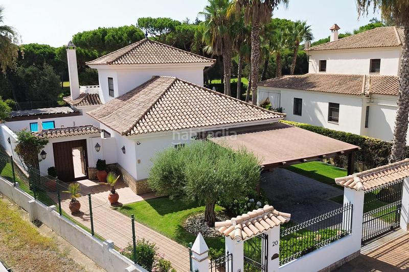 Foto 102d75de-3f52-4e61-b0a5-92ccb9d15f5c. Chalet la villa que estabas esperando en nuevo portil en El Portil