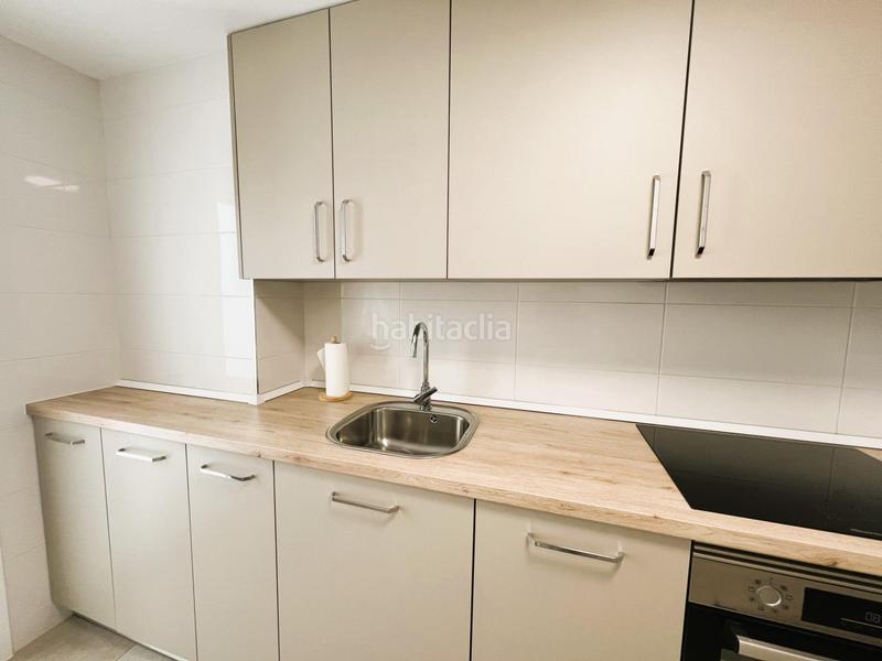 Foto 3c4c428f-ea6f-41c4-aa25-31a57af54755. Rent apartment with parking in El Portil