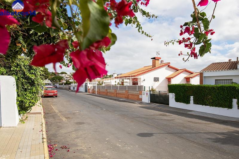 Foto 74b96dfe-697f-4c5a-9474-76c52093dfdd. Xalet amb aparcament a El Rompido