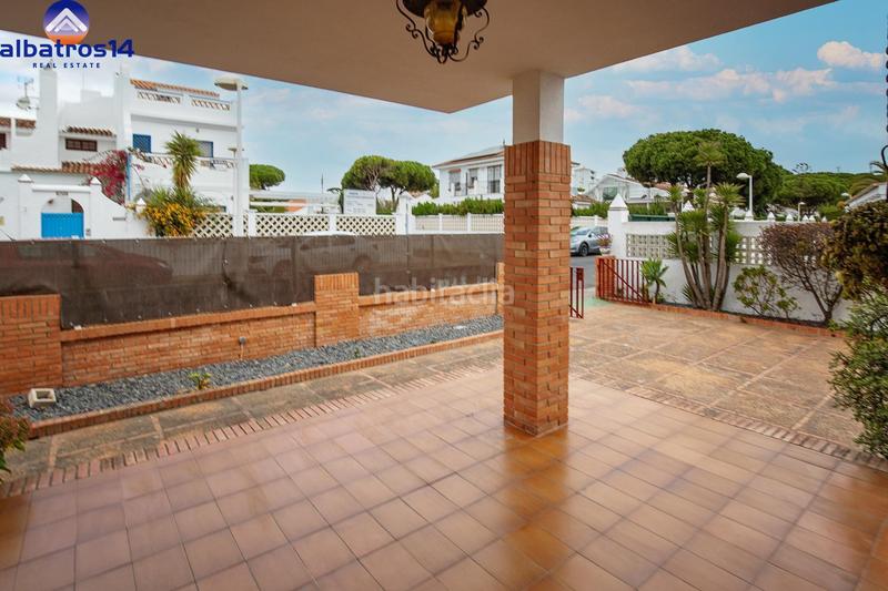 Foto d6aadd23-9f70-45b1-9729-2905adff7fd4. Xalet amb aparcament a El Rompido