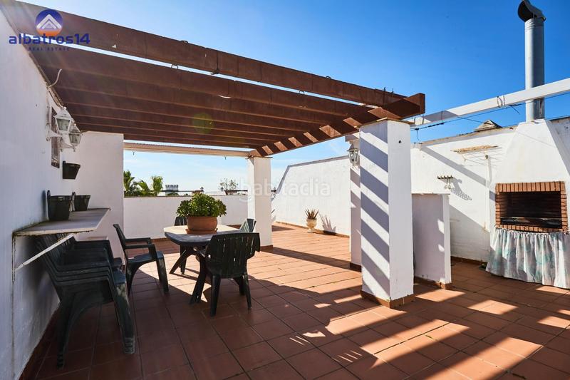 Foto 077845f4-2469-48ca-9198-173f8fe1e205. Àtic amb aparcament piscina a Islantilla golf Islantilla