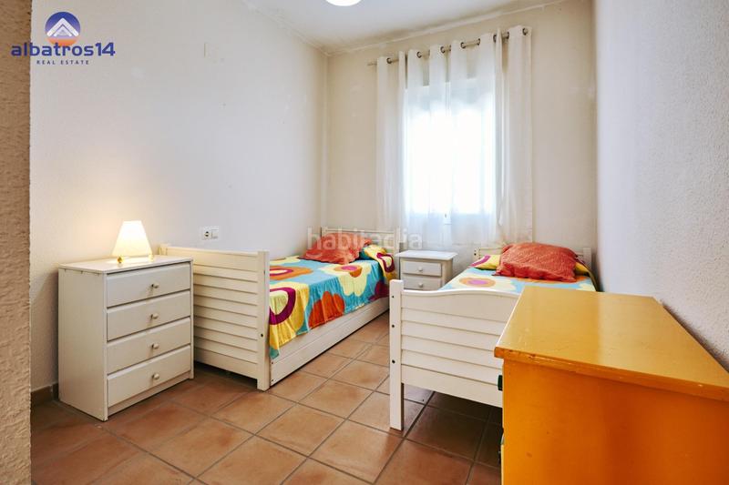 Foto a8d1edd7-8f77-4860-8965-e603cd6c13e6. Àtic amb aparcament piscina a Islantilla golf Islantilla