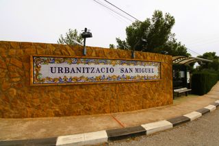 Terreno residencial en Calle burriana 41. Terreno urbanizable con proyecto en náquera