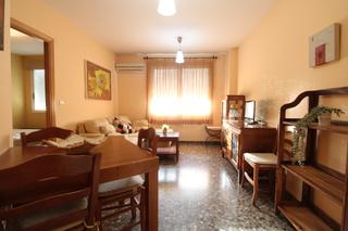 Location Appartement  Carrer de gabriel i galán 15. Piso de un dormitorio, amueblado con garaje y trastero