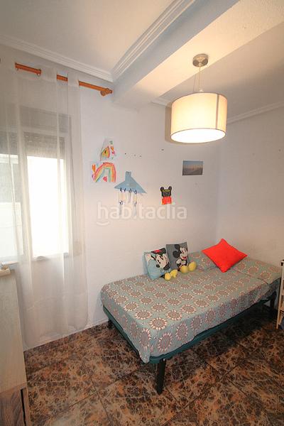Foto bb7db7ea-57b9-4763-b45f-0deb32d1b599. Pis a carrer de sant roc 50 a Moncada