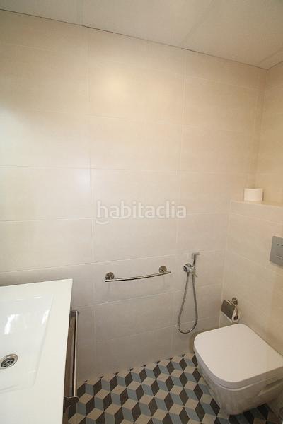 Foto f45005e6-24e3-48a3-bdbd-ee56123725ed. Miete etagenwohnung in La Roqueta Valencia
