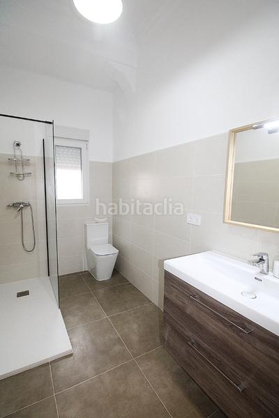 Foto 4b84b0fa-b889-43b2-bbc4-088b768d2333. Lloguer pis a La Petxina Valencia