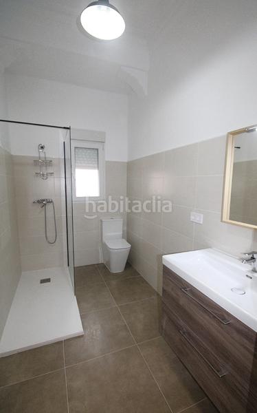 Foto a7a0f933-44bc-43ff-88ff-3ab6ab47c743. Lloguer pis a La Petxina Valencia