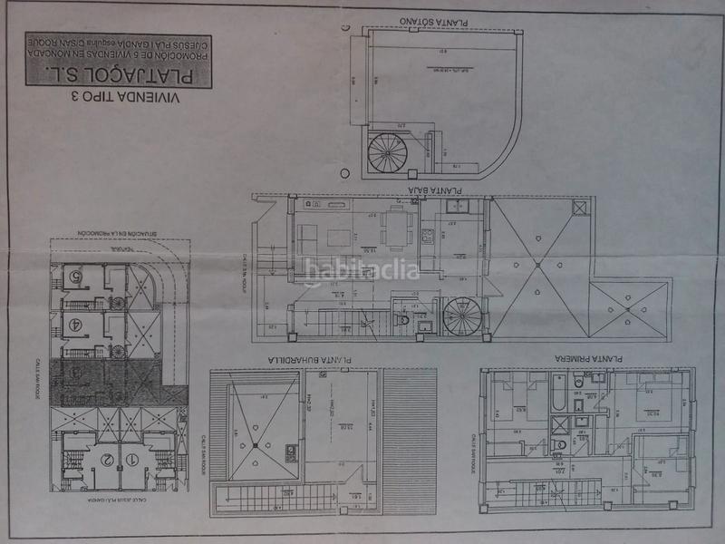 Foto 98de544b-2434-4dce-be97-e4906dd02ec5. Casa adosada adosado , junto a la parada de metro. en Moncada