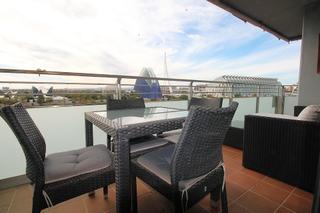 Location Appartement  Passeig de l'albereda. Vivienda exclusiva con vistas a la ciudad de las ciencias.