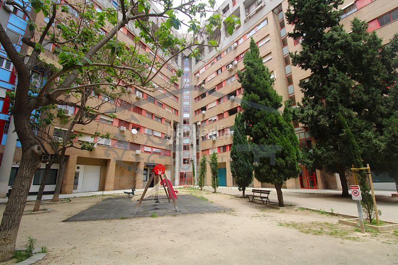 Piso bonito piso de dos dormitorios en ciudad de las ciencias. en Valencia - Imagen 28