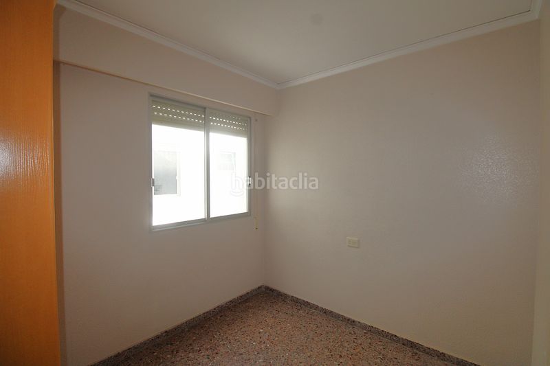 Foto ce9c68e6-4b54-4aa3-8914-a632b98d6e09. Pis a Almussafes