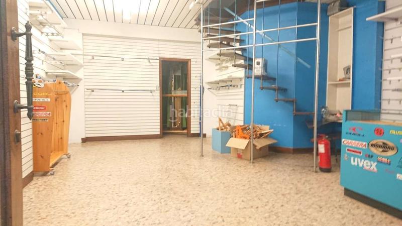 Foto dbfed27b-bd76-45fb-b185-faade7323d19. Alquiler local comercial preciosa lonja en el centro de Las Arenas en Getxo