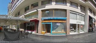 Rent Business premise in Las Arenas. Preciosa lonja en el centro de las arenas