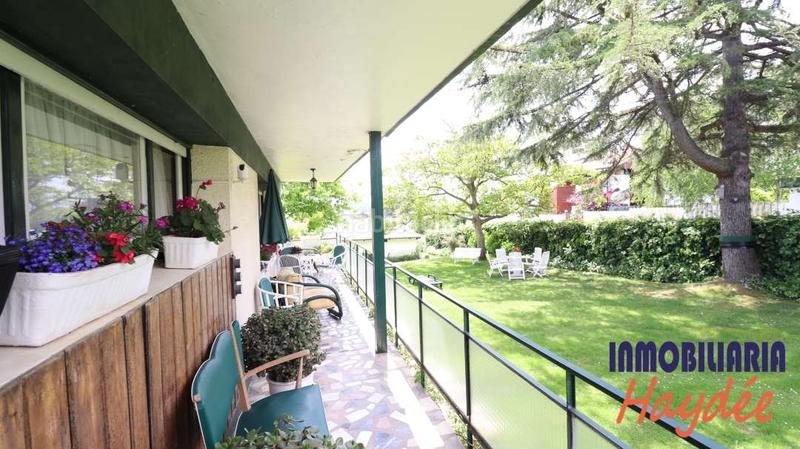 Foto afcb8daa-dbf8-49ec-906f-b201a270e1ed. Casa amb calefacció aparcament a santa maría de Getxo Getxo