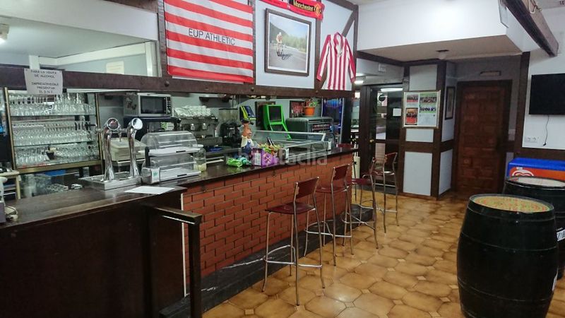 Foto a9380ead-c422-45d8-a120-7f345944f08b. Alquiler local comercial local con permiso de restaurante en Getxo