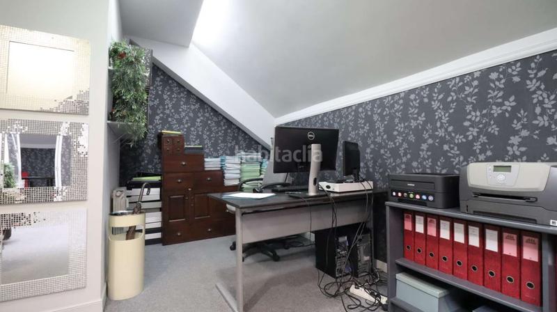 Foto f353ce71-ed2d-47f8-839e-520621ea4924. Ufficio con riscaldamento in Las Arenas Getxo