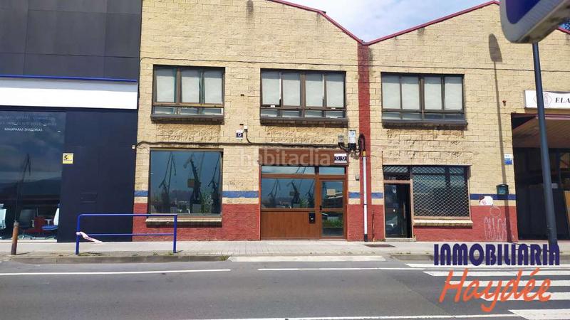 Foto a8eb3dd2-ecf2-4f63-80ce-21d1dfd17dc6. Locale commerciale in Erandio