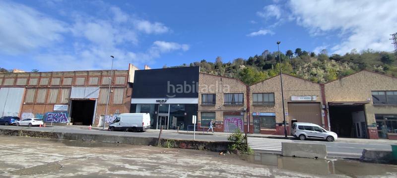 Foto b197f0b2-6a4a-4af2-bac1-bf8f648fec00. Locale commerciale in Erandio