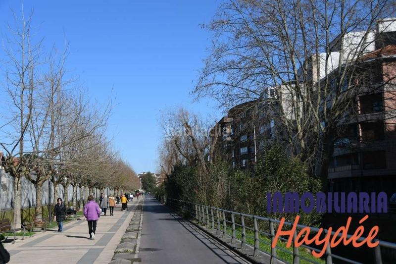 Foto 8d730c20-2f94-4146-9296-f5cb1cfa1109. Piso  céntrico en romo Las Arenas para inversores en Getxo