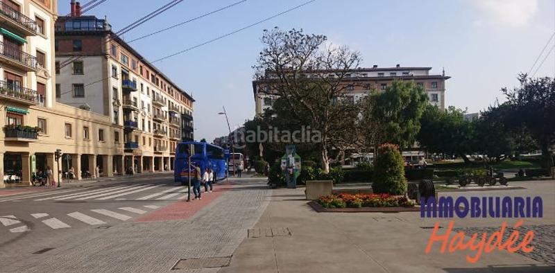 Foto 9c3df69f-767d-48ef-b98b-4326f0a26c84. Piso  en plaza zubia en Las Arenas Getxo