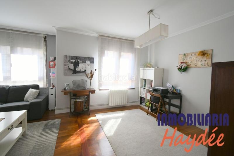 Foto f44669c2-9dfd-4f70-987a-01f55bc44227. Appartamento con riscaldamento in Las Arenas Getxo