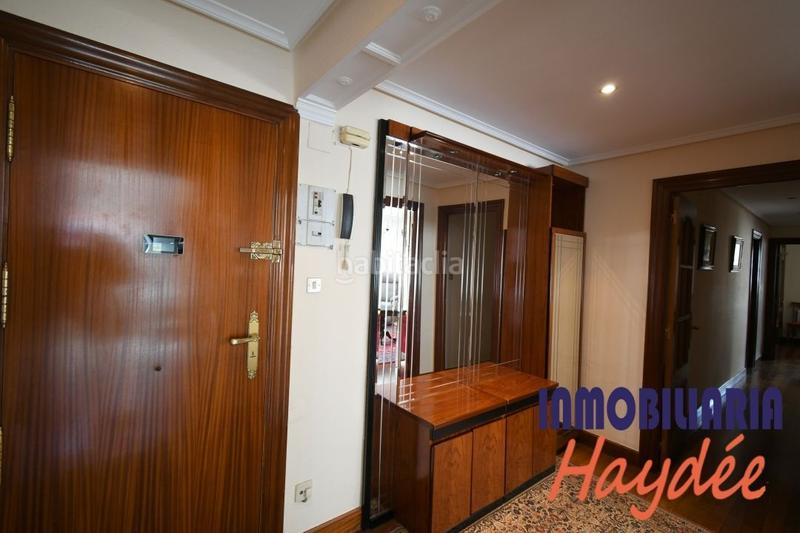 Foto 410919b0-1b07-4420-8485-dea3d12c2d2f. Appartamento con riscaldamento in Artatza-Pinueta-Pinosolo Leioa