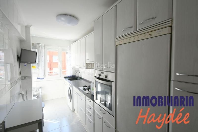 Foto b6f7055f-49d5-4f4b-9991-191c45aa893c. Appartamento con riscaldamento in Artatza-Pinueta-Pinosolo Leioa