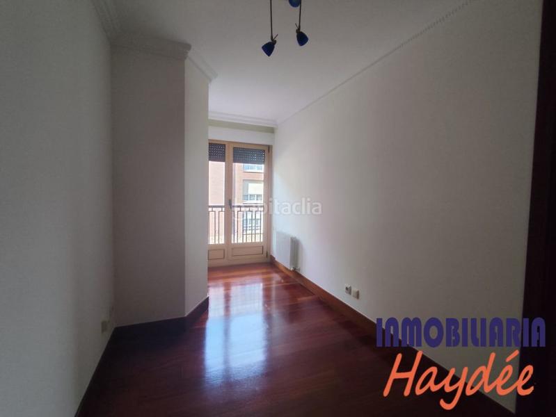 Foto 0a850c9a-4ff2-42b5-9ff4-325d22152129. Affitto appartamento con riscaldamento parcheggio in Getxo