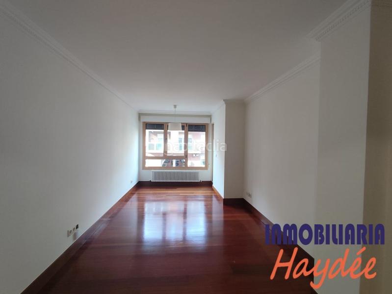 Foto 0aeccef4-3b05-4ae8-adde-161273d52c3f. Miete etagenwohnung mit heizung parking in Las Arenas Getxo