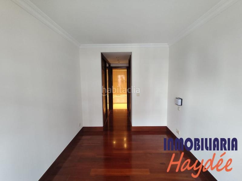 Foto 1a326488-2901-4fac-8973-37d1df456114. Rent flat with heating parking in Las Arenas Getxo