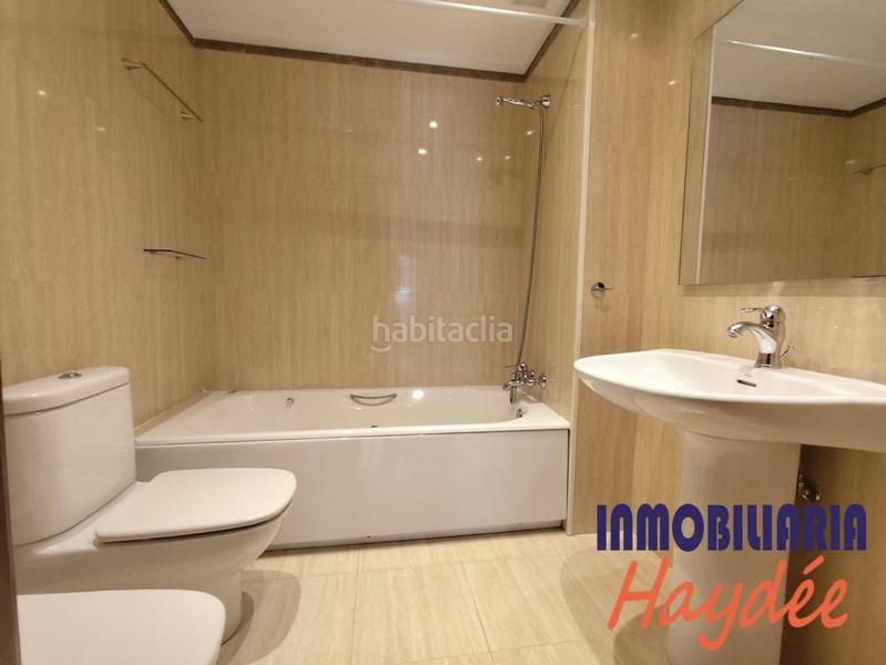 Foto 9fb390b0-c52f-4235-b45f-4a466b23bb50. Rent flat with heating parking in Las Arenas Getxo