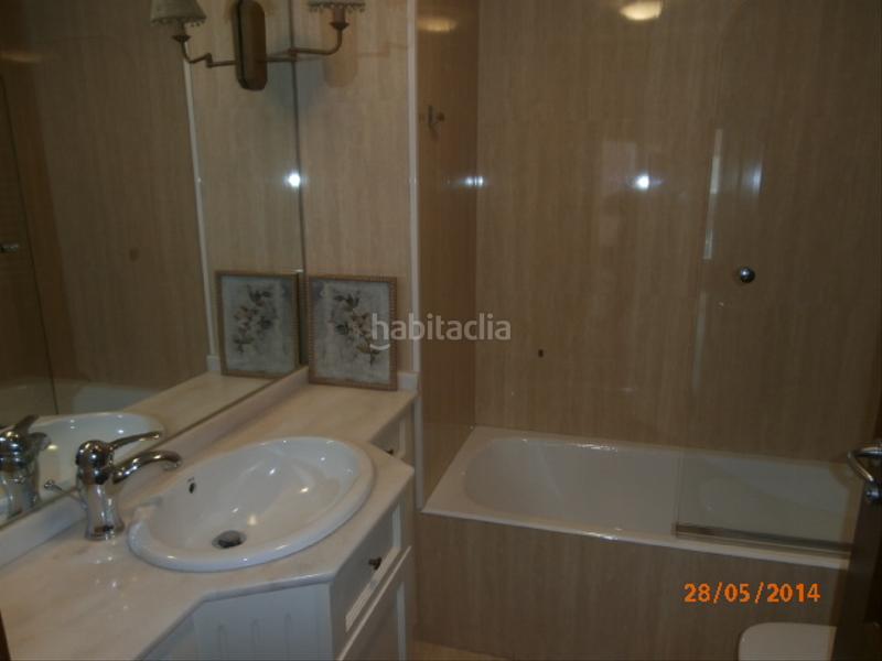 Foto cfc90c27-7479-4d8a-943f-62366f9162f0. Rent flat with heating parking in Las Arenas Getxo