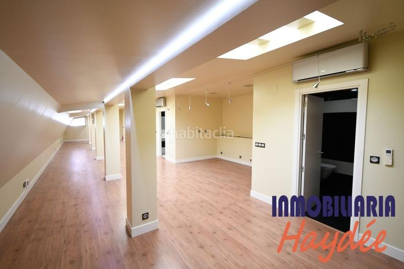 Foto 5014a5bf-3dd2-4770-a2f5-e3f14c180ed1. Oficina amb calefacció a Las Arenas Getxo