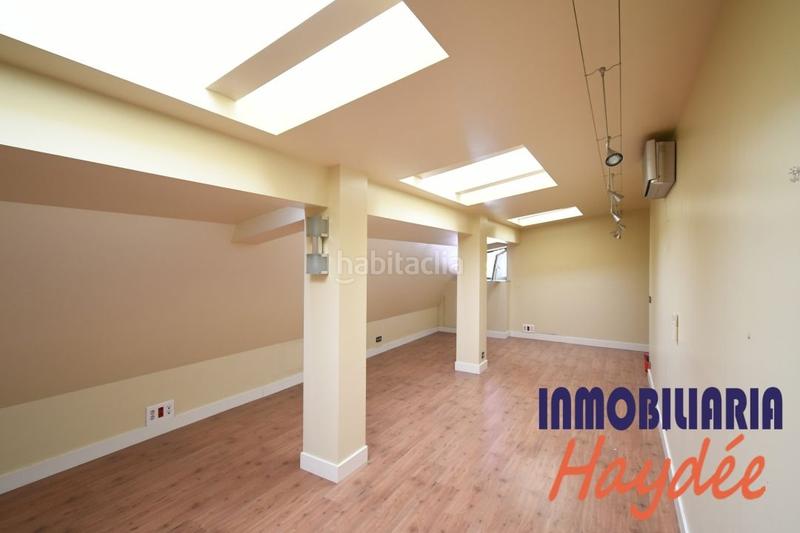 Foto d993b148-9859-4922-aea5-1984b13819a0. Oficina amb calefacció a Las Arenas Getxo