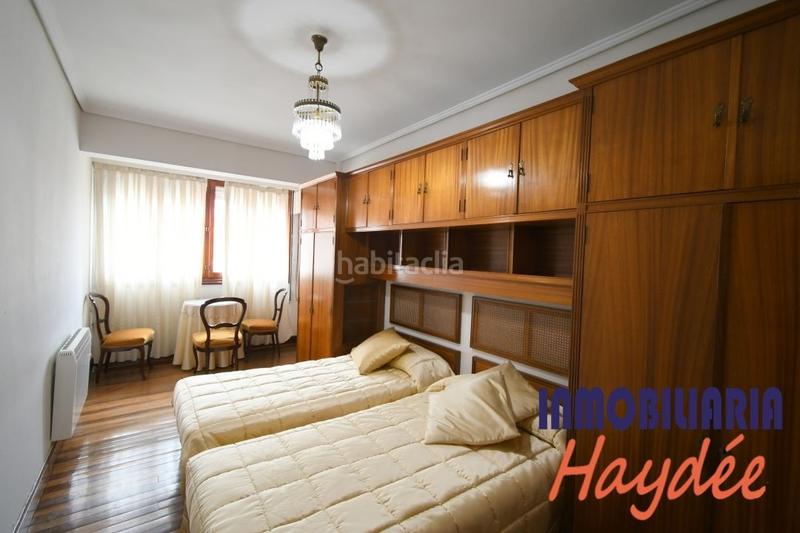 Foto ebcfd949-af8a-402b-bb3f-77119983ed3a. Àtic amb calefacció a Las Arenas Getxo