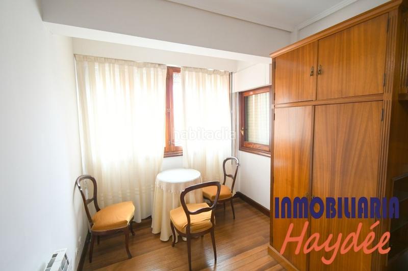 Foto fff52581-ad8f-4931-94e8-41ad1aeb85ba. Àtic amb calefacció a Las Arenas Getxo