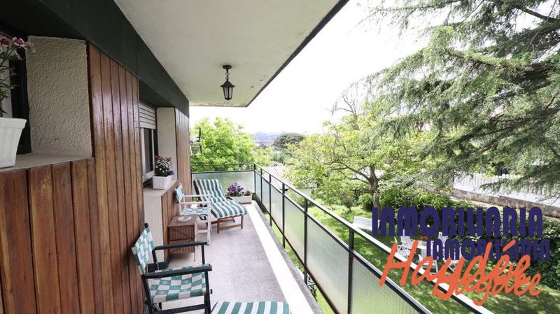 Foto 6f49fa5b-3ac7-4dee-a639-b1ee95c476ae. Casa amb calefacció aparcament piscina a santa maría de Getxo Getxo