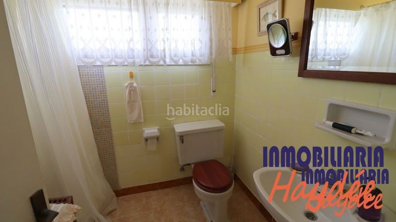 Foto 8fd45c50-6253-4354-b677-0f77e3cd9541. Casa amb calefacció aparcament piscina a santa maría de Getxo Getxo