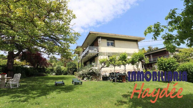 Foto e75036db-b955-41fc-80bb-4d68e0e561a5. Casa amb calefacció aparcament piscina a santa maría de Getxo Getxo