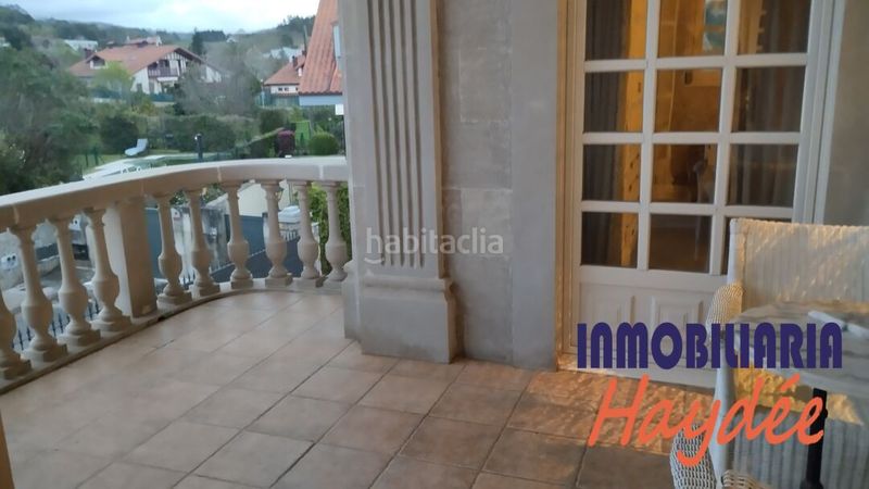 Foto 2aefde03-56fa-483b-ac4a-752743ed7e74. Xalet amb calefacció aparcament a Plentzia