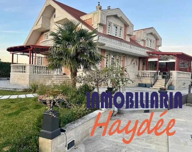 Foto c0a877e0-61ab-4bb0-b7dd-7a638dff8233. Xalet amb calefacció aparcament a Plentzia