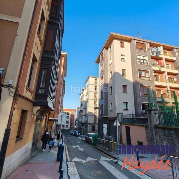 Foto 5edba2dd-8a5d-41b6-bb0a-fa1bc1e0582e. Pis amb calefacció a Centro Portugalete