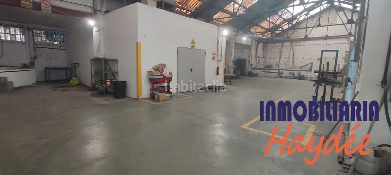 Foto 94786983-9f60-4094-a1eb-2b1be27e255d. Nau industrial a Erandio