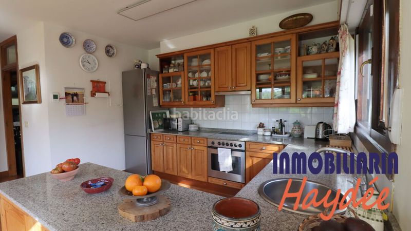Foto aeb547b1-0646-4a55-bfa7-89374d8a3dc6. Casa amb calefacció aparcament a Barrika