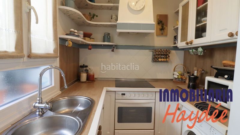 Foto e13a7b3b-4770-4872-bfc4-913c270224fd. Casa adossada amb calefacció a Las Arenas Getxo