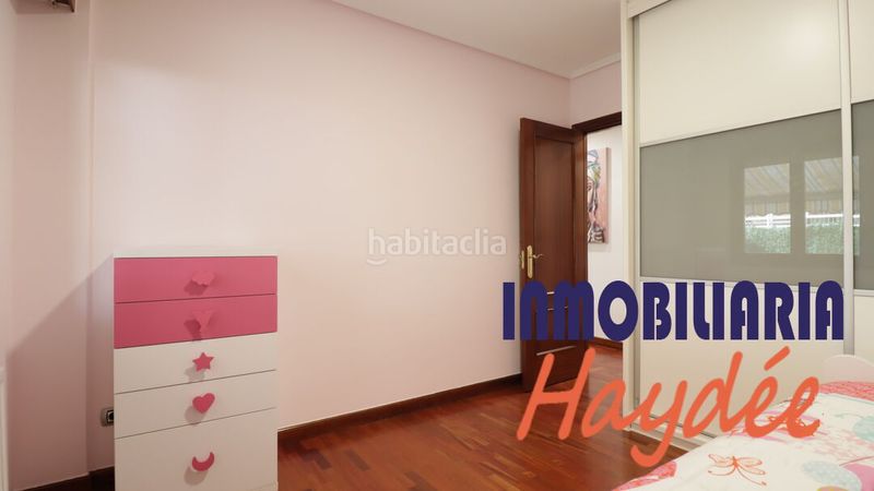 Foto 7fb792b5-fa15-4c63-a0b0-1660e9e8f9c5. Pis amb calefacció aparcament a Centro Urbano-Hirigunea Leioa