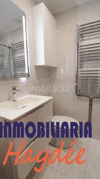 Foto c0061e4a-e567-4c5e-a1e7-aab13e57afa3. Pis amb calefacció aparcament a Centro Urbano-Hirigunea Leioa