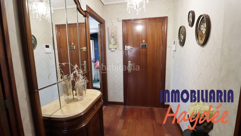 Foto b4f02cf6-8d55-49e8-b592-9f9600603d94. Flat with heating in Lasesarre Barakaldo